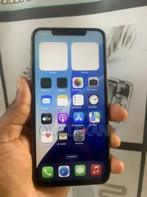 Apple iPhone 11 Pro Max 64 GB Gold
