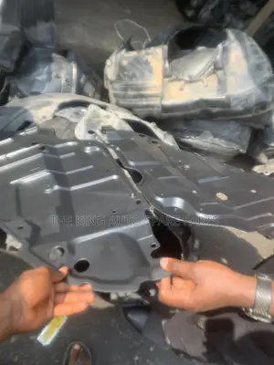 Toyota Camry Engine Protector the Two Side 010 Model