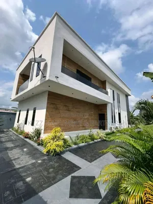 Furnished 5bdrm Duplex in Nta Road, Port for sale