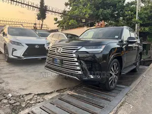 Lexus LX LX 600 2022 Black