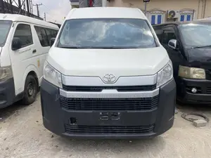 Toyota HiAce 2022 White
