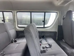 Toyota HiAce 2013 White