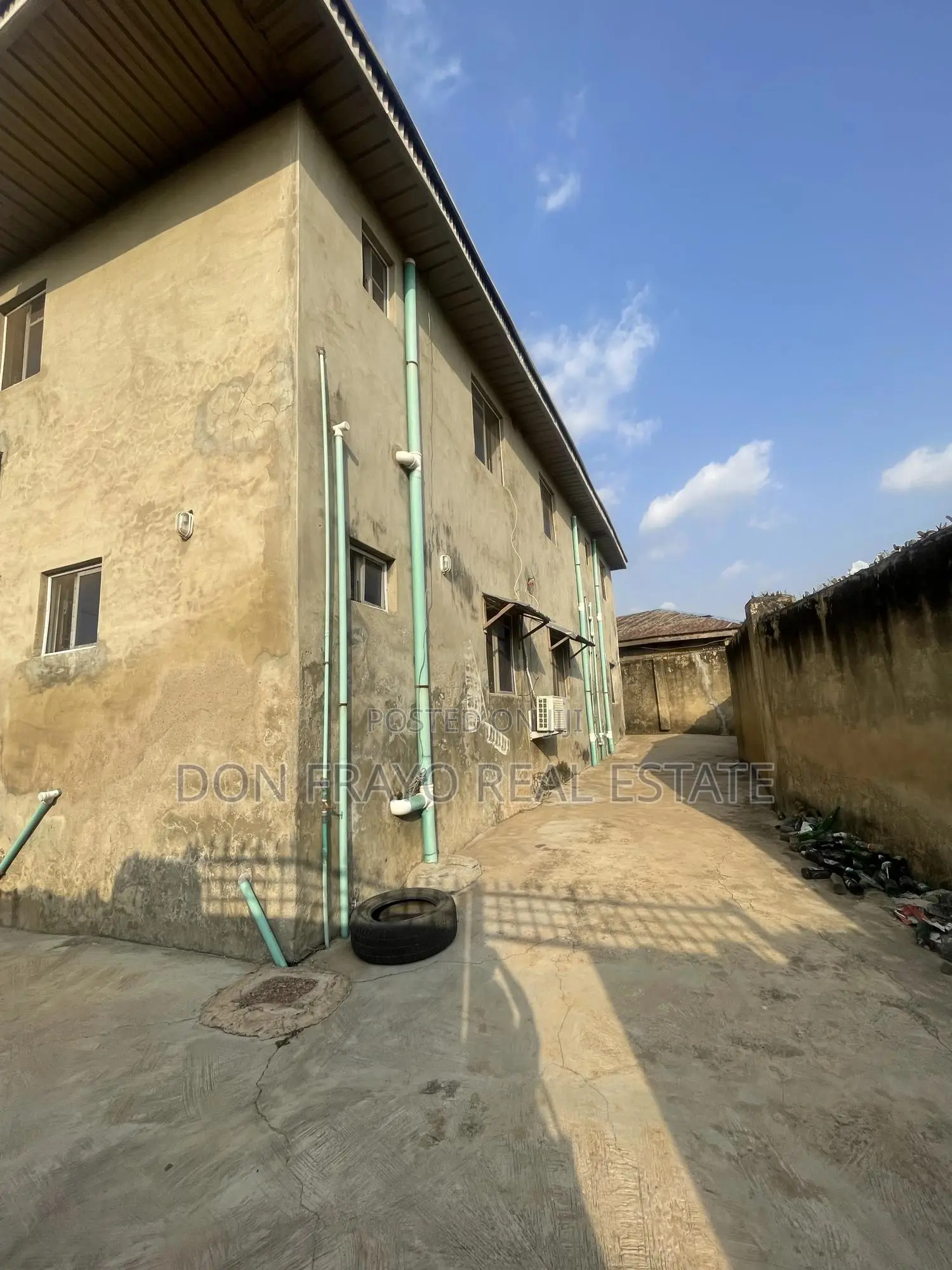 12bdrm Apartment in Sango / Poly, Ibadan Polytechnic/University
