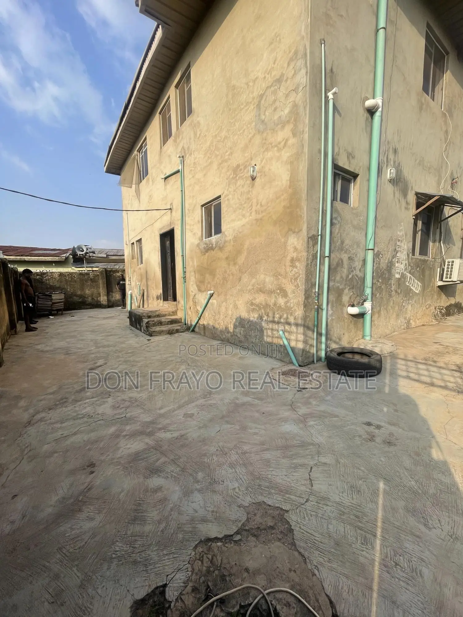 12bdrm Apartment in Sango / Poly, Ibadan Polytechnic/University