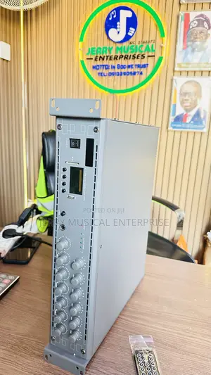 6zone Powered Amplifier With Bluetooth And Usb Ports Etc