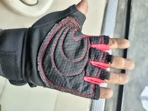 Gym Gloves for Weightlifting