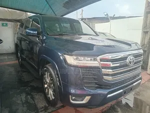 Toyota Land Cruiser Prado 4.0 Petrol GX-R 2022 Blue