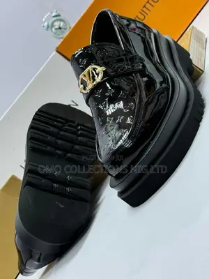 Luxury Louis Vuitton Patent Men’S Shoe – Fully Boxed