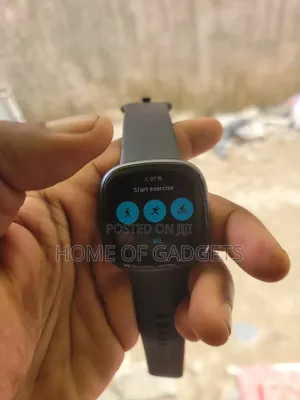 Fitbit Versa 4