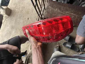 Set Taillights for Fx 50 (Fx 35) 2010
