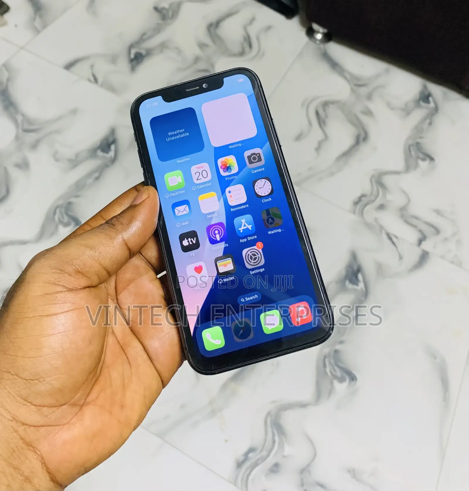 Apple iPhone 11 64 GB Black