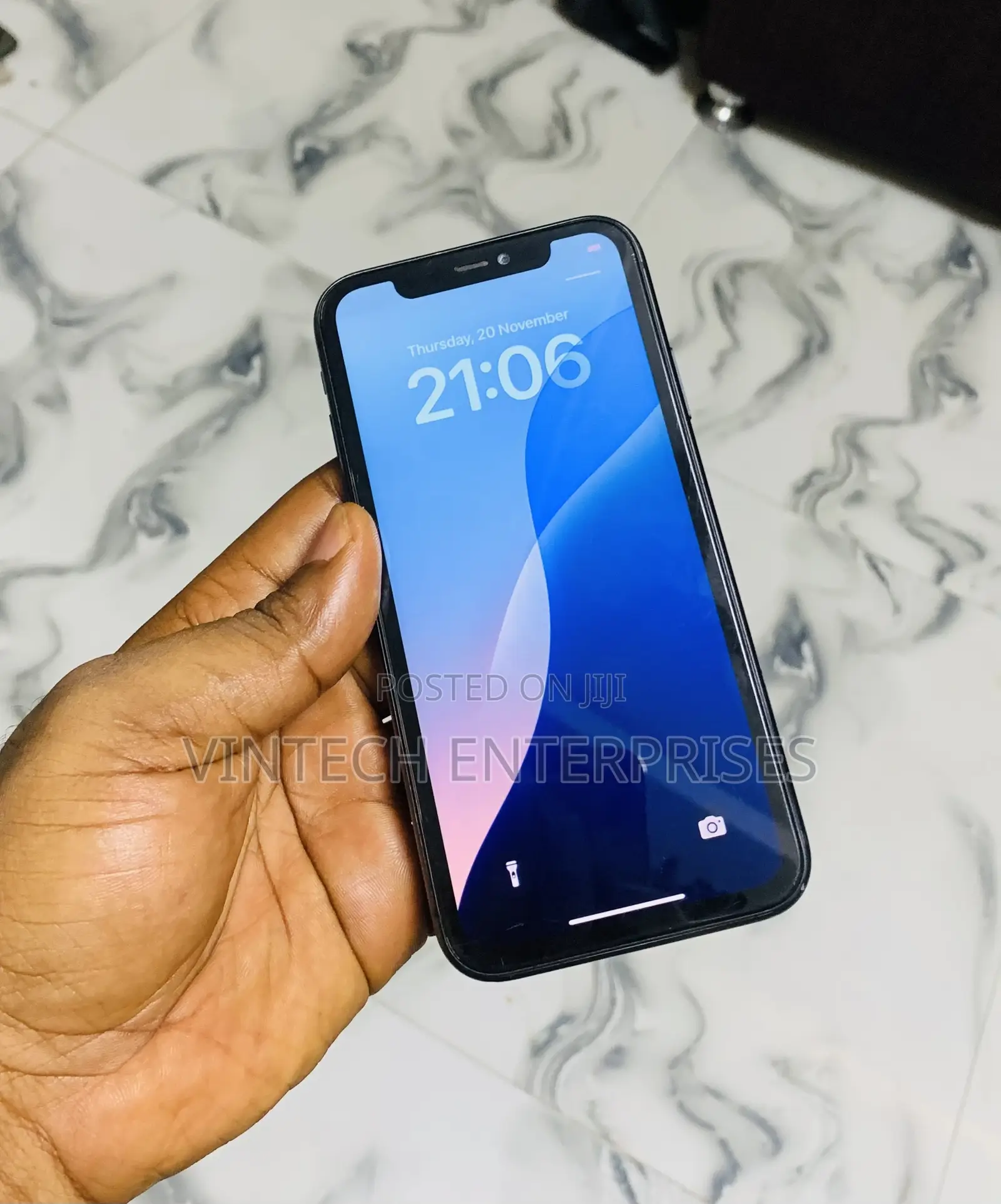 Apple iPhone 11 64 GB Black