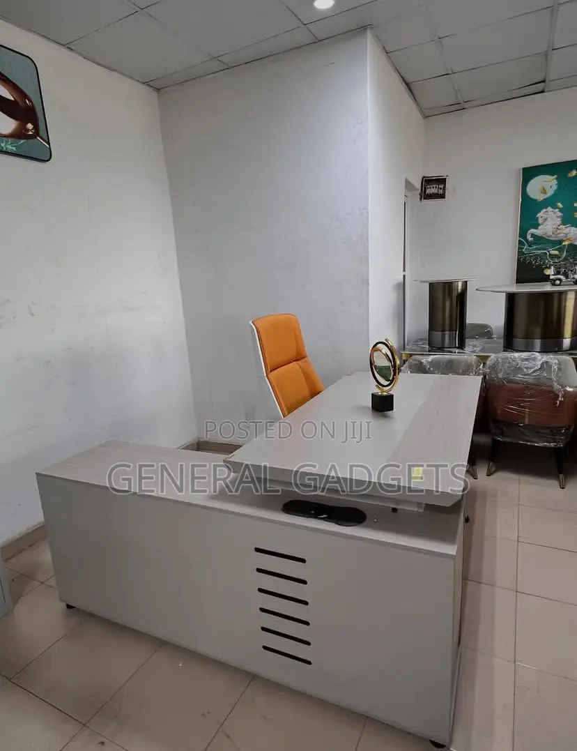 Executive Office Table With Extension