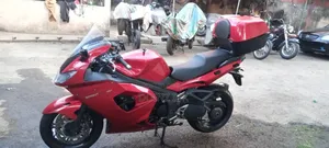 Triumph 2018 Red