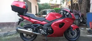 Triumph 2018 Red