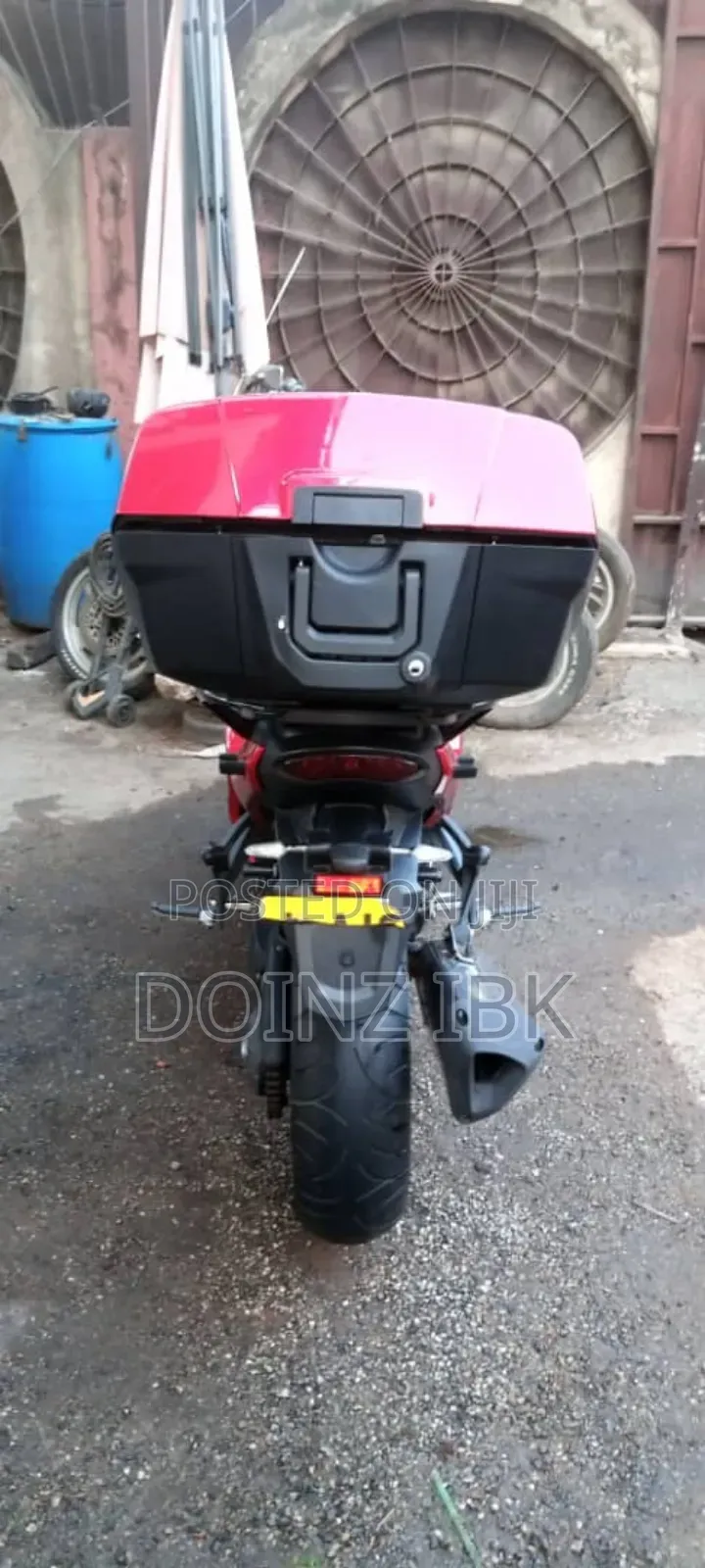 Triumph 2018 Red