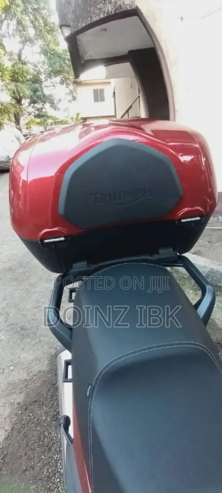 Triumph 2018 Red