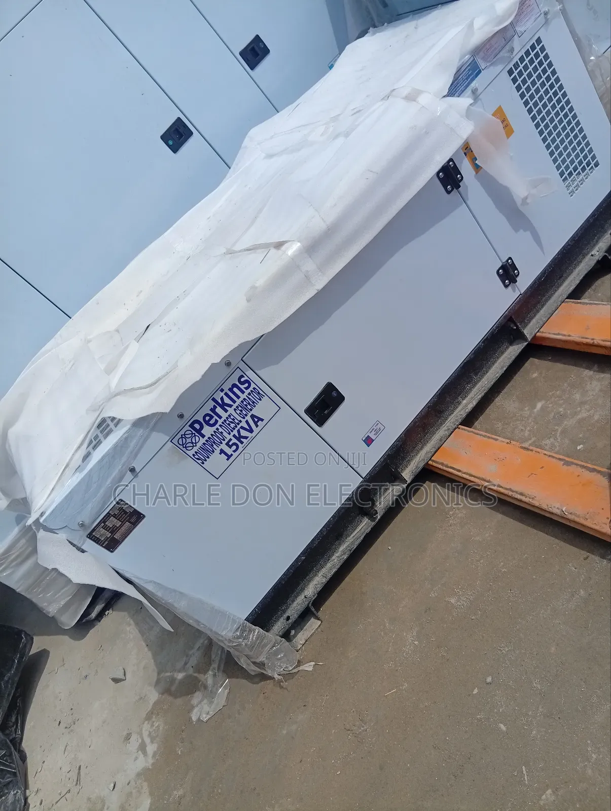 Original Perkins 15kva Soundproof Generator