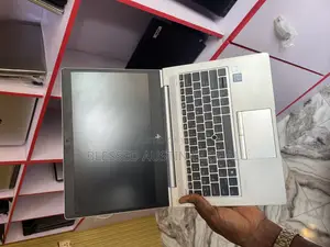 Laptop HP EliteBook 830 G6 8GB Intel Core i5 SSD 256GB