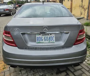 Mercedes-Benz C300 2010 Gray