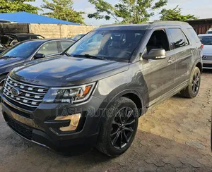 Ford Explorer 2018 Gray