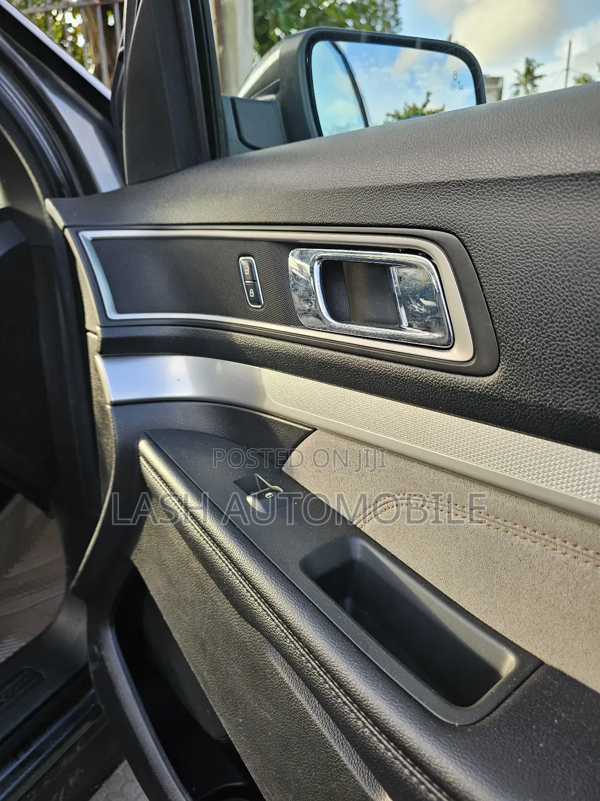 Ford Explorer 2018 Gray