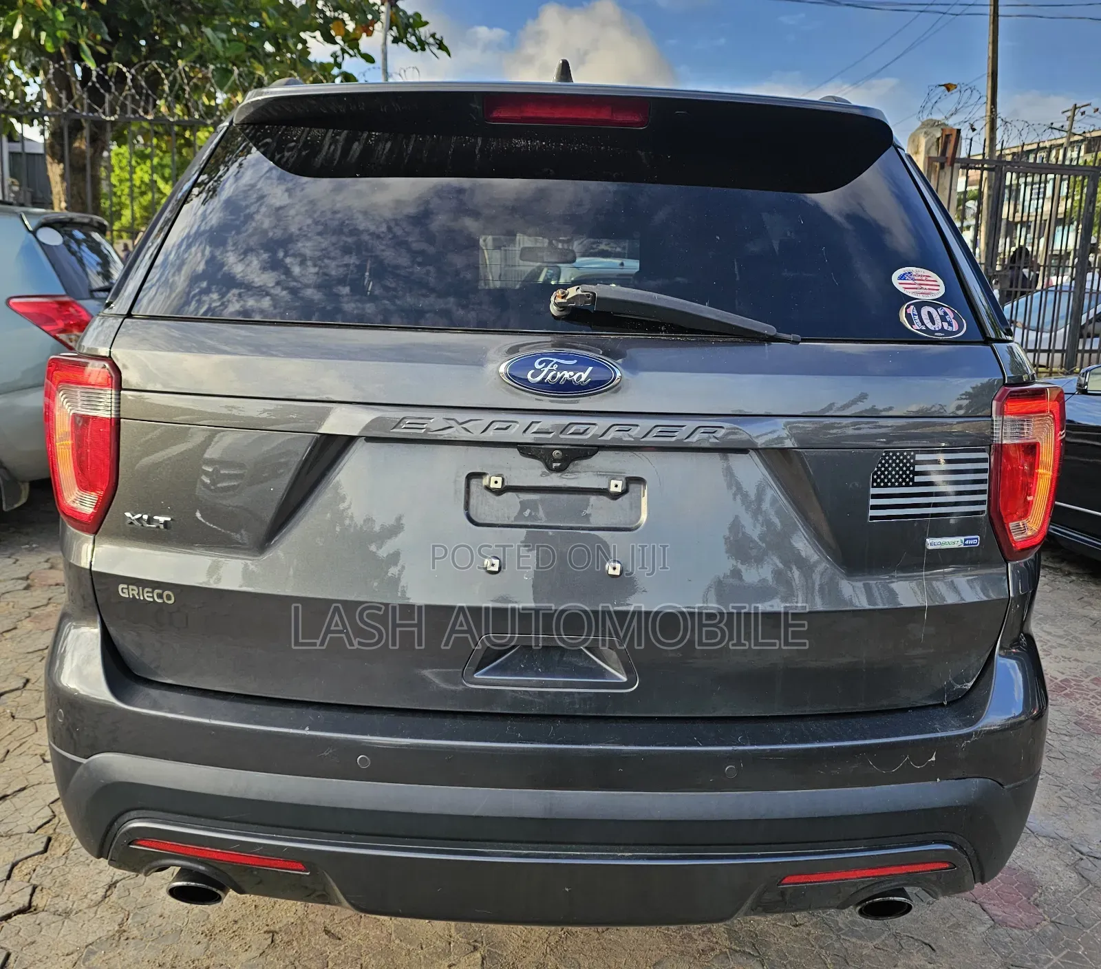 Ford Explorer 2018 Gray