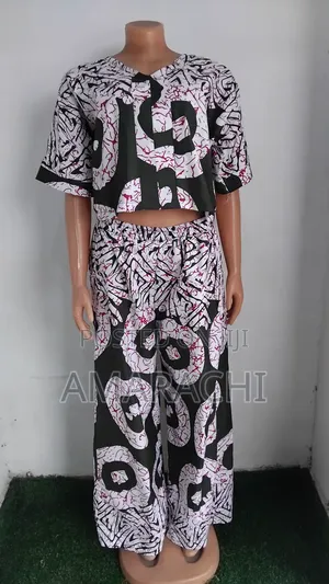 Two Piece and Baggy Pant