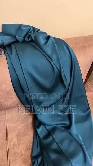 Duchess Luxe in Peacock Blue