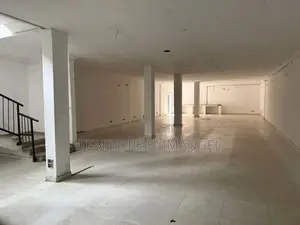 Fully Detached House With Bq for Commercial Use Only