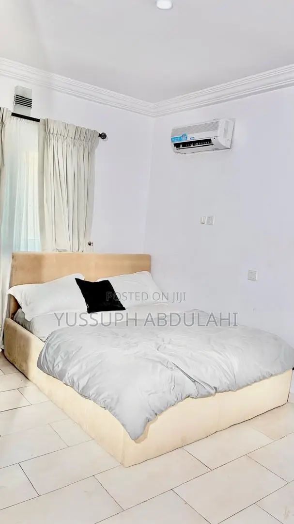 1 Bedroom Gra Ikeja