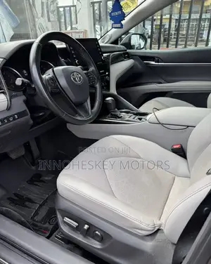 Toyota Camry XSE V6 2022 Gray