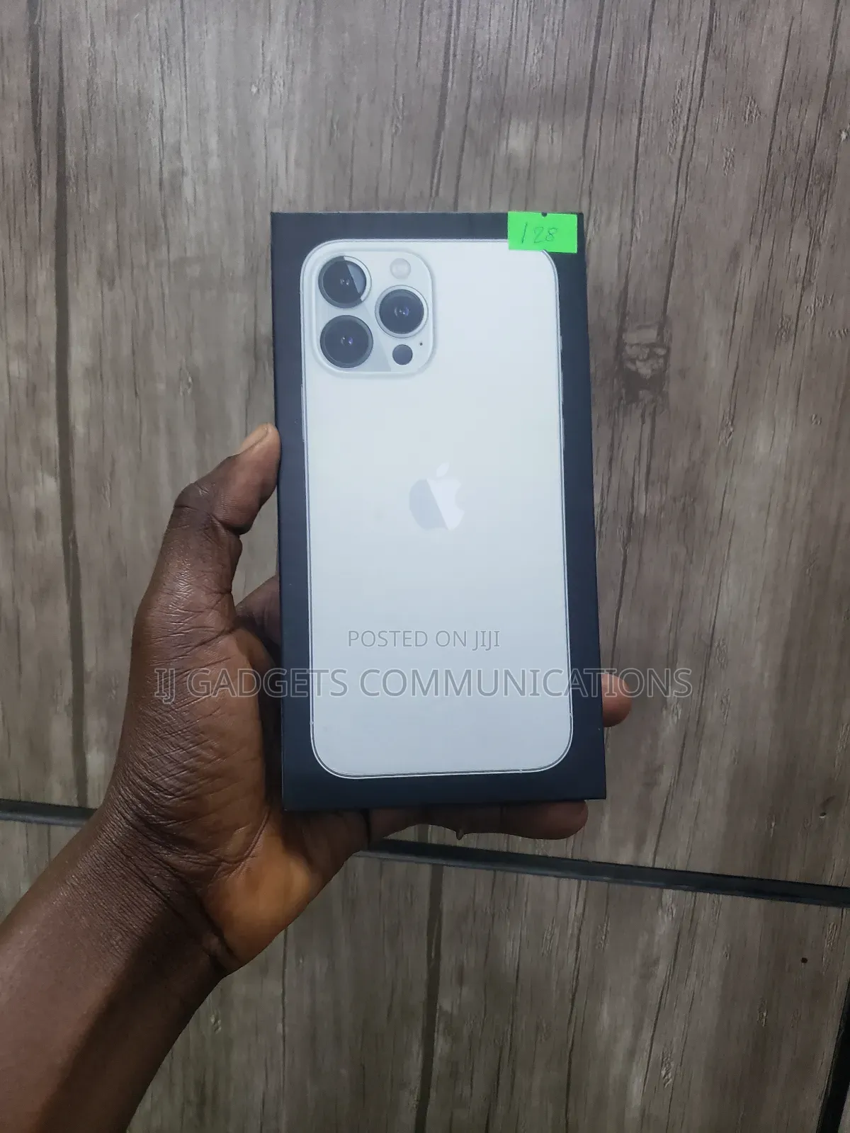 New Apple iPhone 13 Pro Max 128 GB Silver