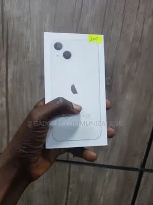 New Apple iPhone 13 256 GB Silver