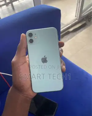 Apple iPhone 11 64 GB Purple