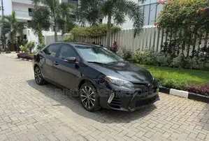 Toyota Corolla SE (1.8L 4cyl 2A) 2019 Black