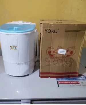 Shoe and Cloth Washing Machine With Brush