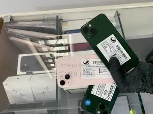 Apple iPhone 13 256 GB Pink