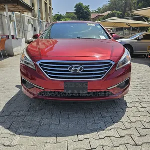 Hyundai Sonata Sport 2.0T Sedan FWD (2.0L 4cyl 6A) 2016 Red