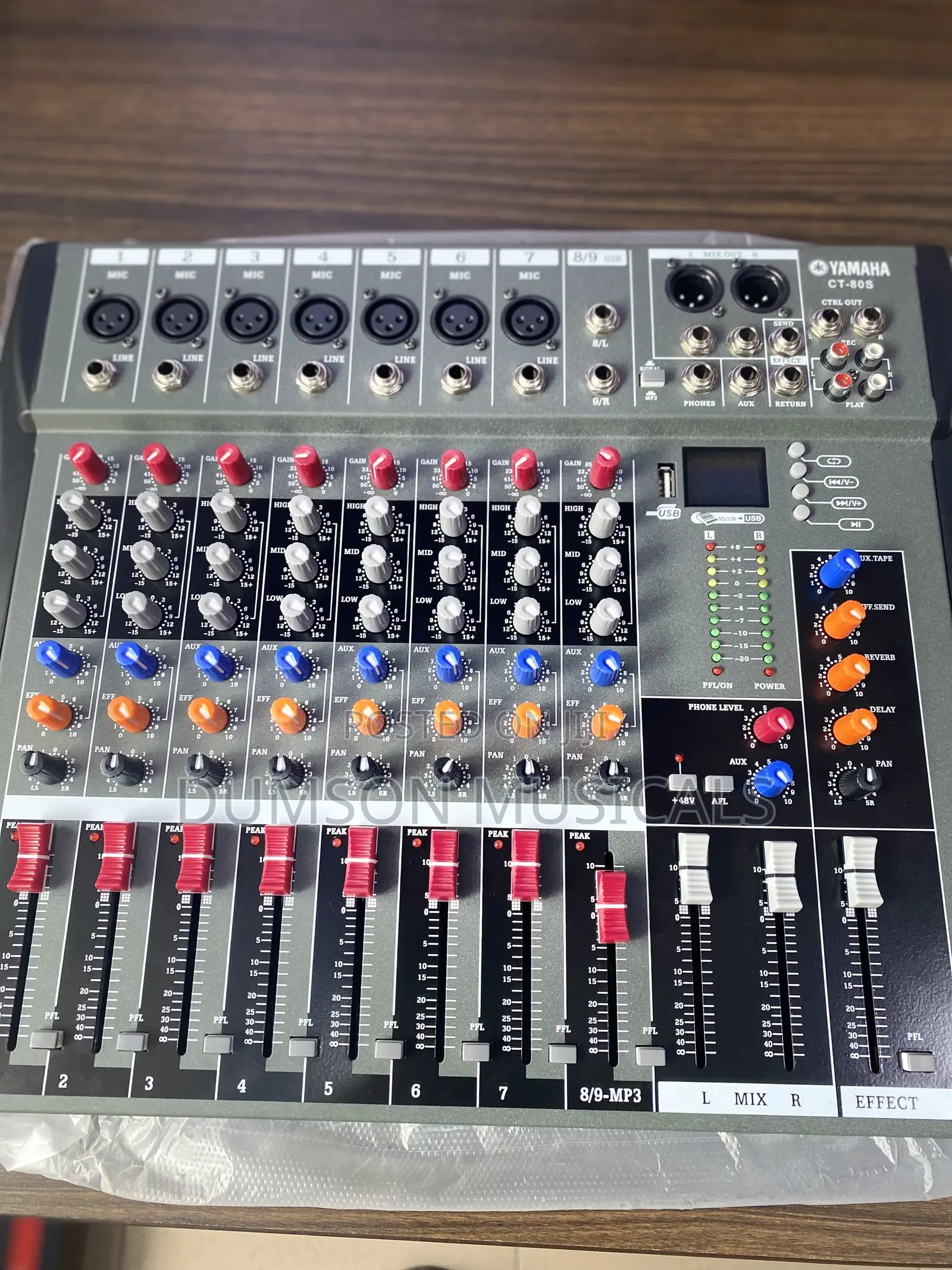 Yamaha 8 Channels Mixer, Analog Mixer