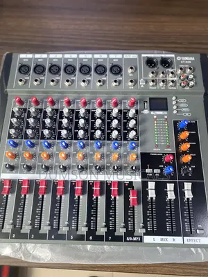 Yamaha 8 Channels Mixer, Analog Mixer
