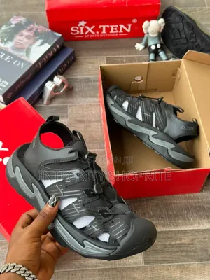Six.Ten Sandal