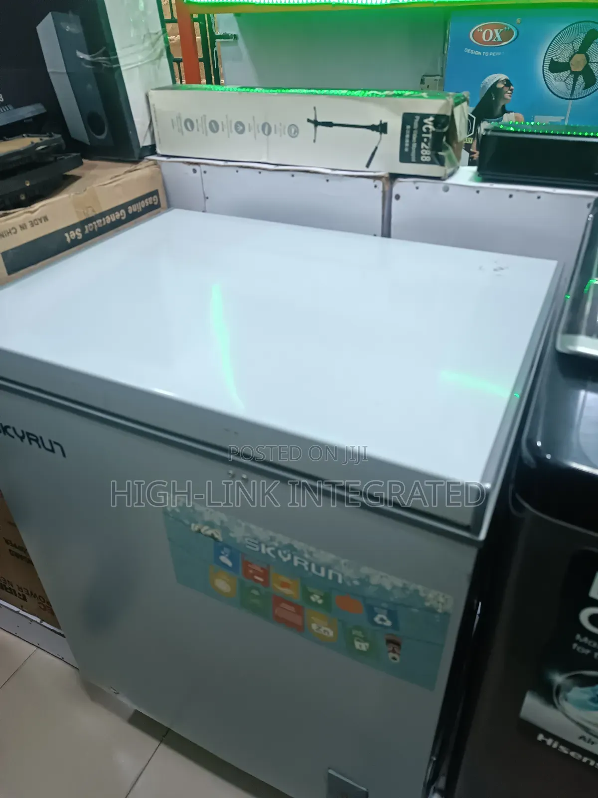 Skyrun Sliver Refrigerator