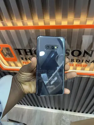 Samsung Galaxy S10e 128 GB Black