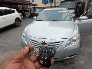 Toyota Camry LE 4dr Sedan (2.4L 4cyl 5A) 2007 Silver