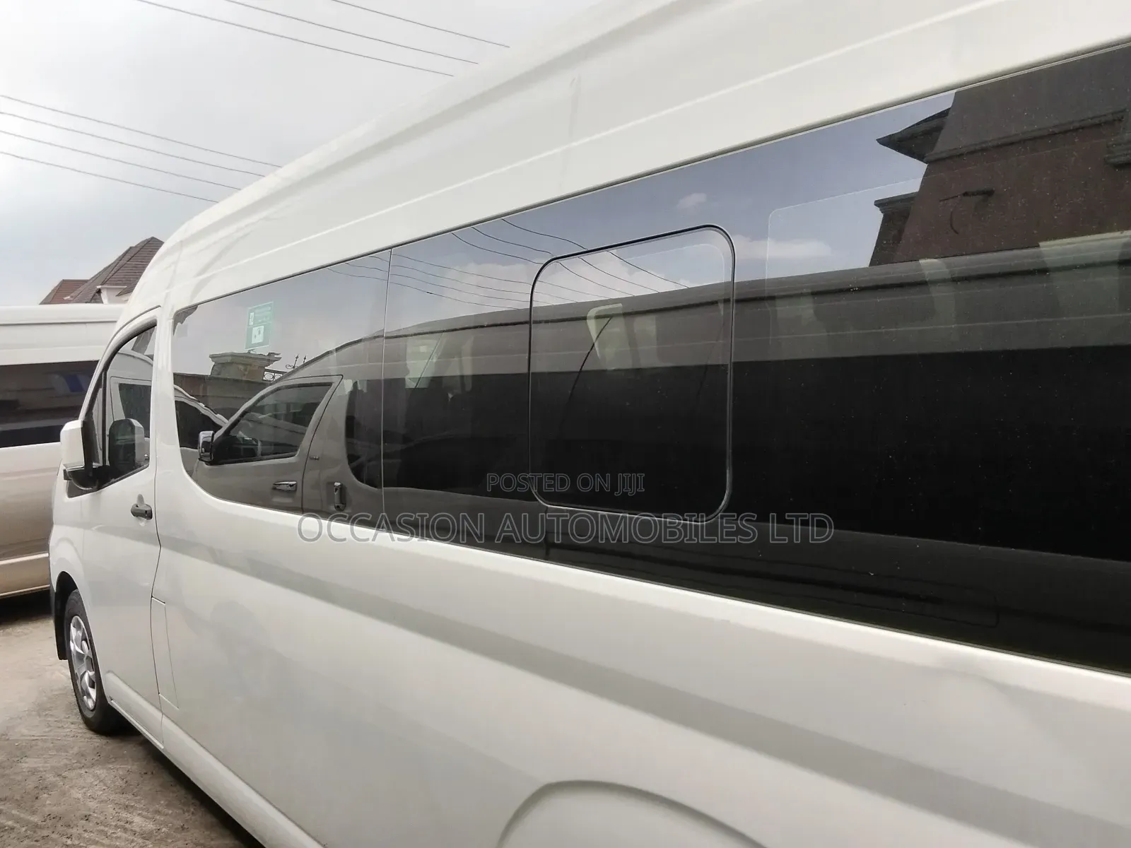 Toyota HiAce 2022 White