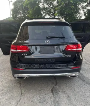 Mercedes-Benz GLC-Class 2016 Black