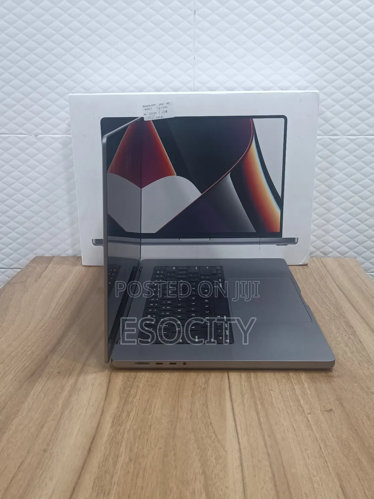 Laptop Apple MacBook Pro 2021 M1 64GB Apple M1 Max SSD 1T