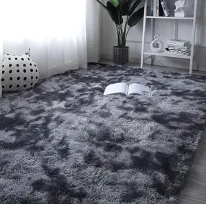 5 by 7ft Quality Centre Fur Rug for Sitting Room and Home