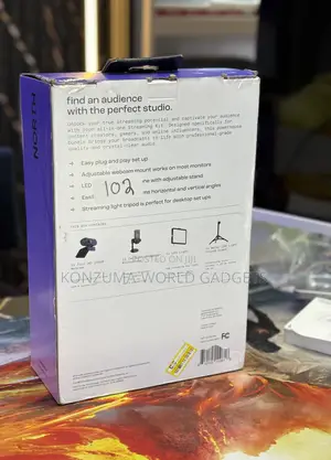 North Complete Creator Kit – Webcam + Microphone + Led Light + Tripod